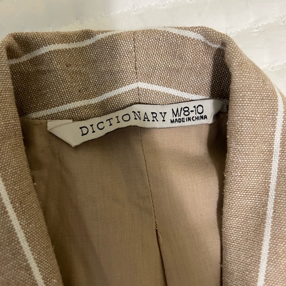 Linen feel tan and white striped blazer with shoulder pads and ruched sleeves - Picture 2 of 4